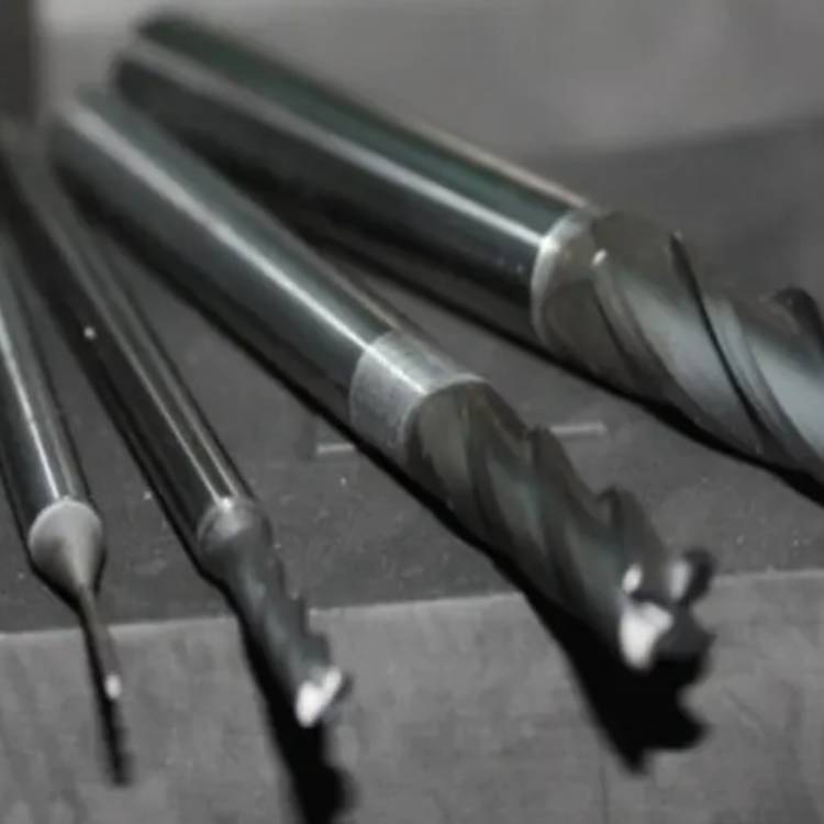 Πόσο ανθεκτικό είναι το φρέζα από ανθρακονήματα;